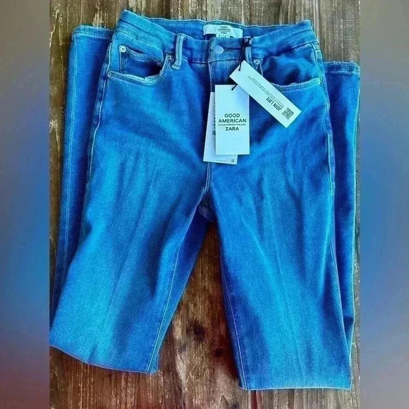 NWT Good American x Zara Classic Bootcut Jeans size 6 - Picture 1 of 6